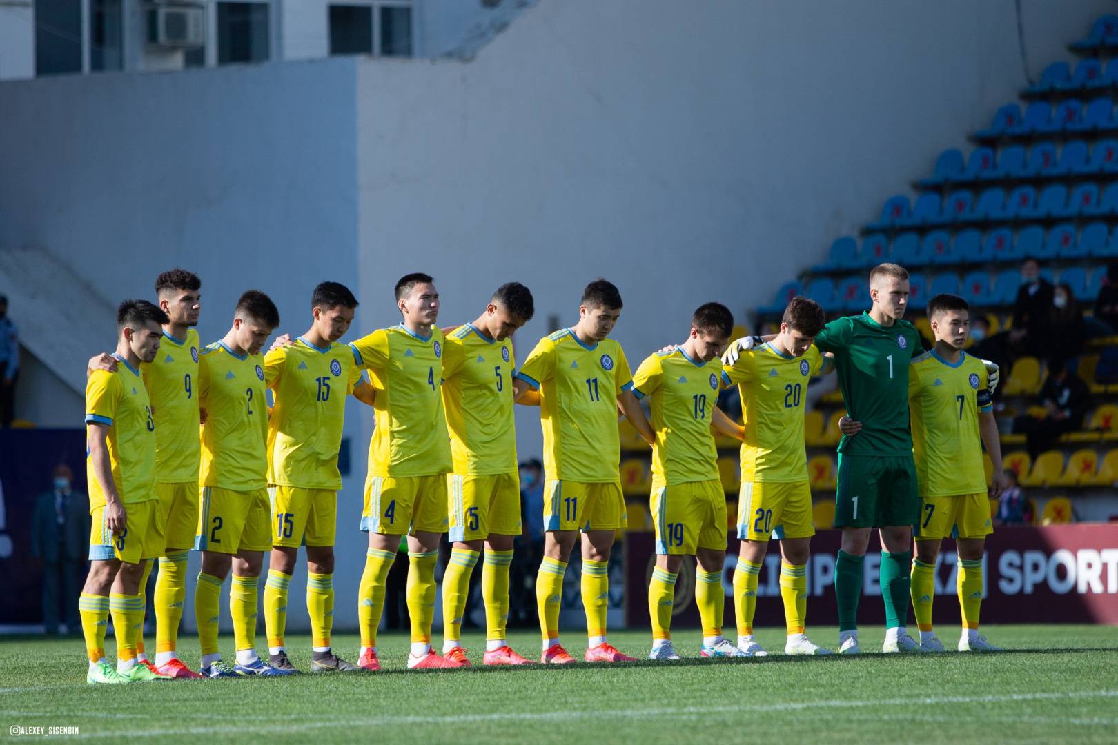 Молодежная сборная Казахстана по футболу проиграла пятый матч подряд в квалификации Евро-2023